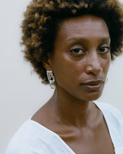 Load image into Gallery viewer, Casa Spratling Deco Design Earrings
