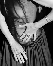 Load image into Gallery viewer, Artisan Multi-Finger Bar Ring
