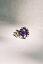 Load image into Gallery viewer, Raised Amethyst Axe Point Ring
