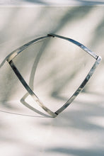 Load image into Gallery viewer, Articulated Panel Collar
