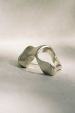 Load image into Gallery viewer, Free Flow Chrysoprase Sculpture Ring
