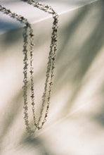 Load image into Gallery viewer, Twisted Wire Link Necklace
