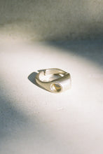 Load image into Gallery viewer, Carved Sliced Tube Ring
