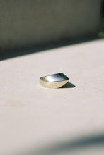 Load image into Gallery viewer, Modernist Convex Edge Dome Ring
