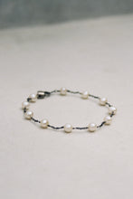 Load image into Gallery viewer, Pearl Chain Bracelet
