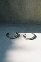 Load image into Gallery viewer, Square Edge Hoops with 14K Gold Posts
