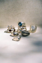Load image into Gallery viewer, Modernist Kewa Carved Disc Signet Ring
