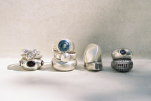Load image into Gallery viewer, French Modernist Open Quartz Ring
