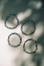 Load image into Gallery viewer, Casa Spratling Single Link Ribbon Bracelet
