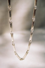 Load image into Gallery viewer, Bar Link Necklace
