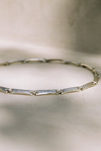 Load image into Gallery viewer, Bar Link Necklace
