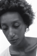 Load image into Gallery viewer, Casa Spratling Bullseye Earrings
