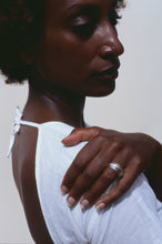 Load image into Gallery viewer, Casa Spratling Tapered Knife's Edge Ring
