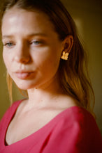 Load image into Gallery viewer, Bone Flower Studs with Gold Nuggets
