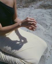 Load image into Gallery viewer, Mid-Century Gold Akoya Pearl Ring
