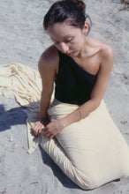 Load image into Gallery viewer, Mid-Century Gold Curb Link Bracelet
