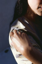 Load image into Gallery viewer, Open Twin Jade Ring
