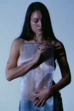Load image into Gallery viewer, Tension Held Pearl and Onyx Ring
