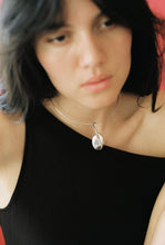 Load image into Gallery viewer, Perfume Pendant with Wand
