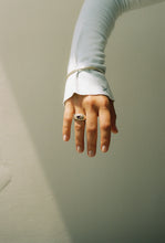Load image into Gallery viewer, Mixed Fine Metals Amethyst Signet Ring

