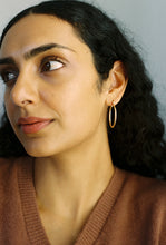Load image into Gallery viewer, GOLD HOOPS 1
