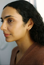 Load image into Gallery viewer, GOLD HOOPS 8
