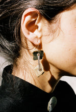 Load image into Gallery viewer, Mixed Metal And Tumbled River Rock Earrings
