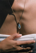 Load image into Gallery viewer, Mabe Pearl Gold Bezel Pendant
