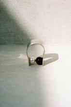 Load image into Gallery viewer, Tension Held Pearl and Onyx Ring
