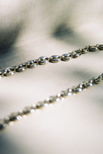 Load image into Gallery viewer, Puffy Mariner Link Necklace
