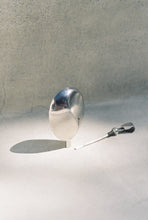 Load image into Gallery viewer, Perfume Pendant with Wand

