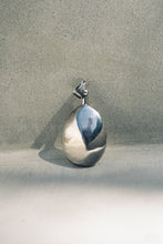 Load image into Gallery viewer, Perfume Pendant with Wand
