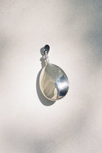 Load image into Gallery viewer, Perfume Pendant with Wand
