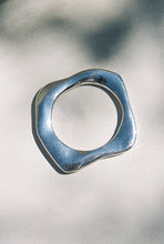 Load image into Gallery viewer, Wavy Hollowform Bangle
