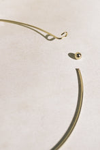 Load image into Gallery viewer, The Classic Wire Neck Ring in Gold
