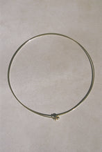 Load image into Gallery viewer, The Classic Wire Neck Ring in Gold
