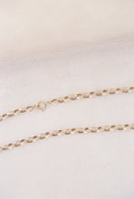 Load image into Gallery viewer, Italian Gold Ridged Link Rolo Chain
