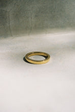 Load image into Gallery viewer, Narrow Edge Gold Band
