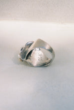 Load image into Gallery viewer, Organic Three Pearl Ring with Gold Accents

