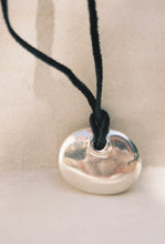 Load image into Gallery viewer, Monserrat Guardiola Oval Disc Necklace
