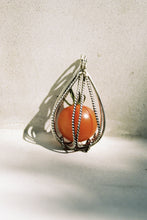 Load image into Gallery viewer, Twisted Wire Cage Basket Pendant
