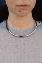Load image into Gallery viewer, Leather and Silver Tube Collar

