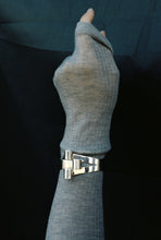 Load image into Gallery viewer, Puig Doria Ribbon Cuff
