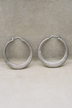 Load image into Gallery viewer, Brushed Large Silver Hoops

