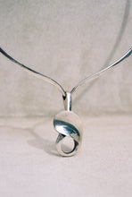 Load image into Gallery viewer, Abstract Space Age Pendant with Collar
