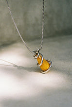 Load image into Gallery viewer, Twisted Butterscotch Amber Coil Necklace
