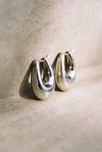 Load image into Gallery viewer, Perfect Elongated Puffy Hoops
