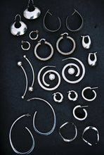 Load image into Gallery viewer, Perfect Elongated Puffy Hoops
