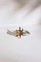 Load image into Gallery viewer, Artist Made Spinning Flower Ring
