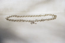 Load image into Gallery viewer, Rolo Link Toggle Chain Necklace
